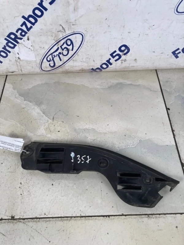 Кронштейн бампера Volkswagen Touareg 2007 7L6807393 GP (7L7) 3.0 TDI (BKS), задний левый