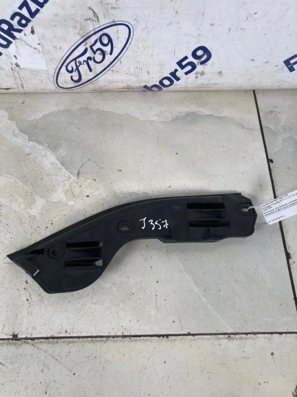 Кронштейн бампера Volkswagen Touareg 2007 7L6807394 GP (7L7) 3.0 TDI (BKS), задний правый