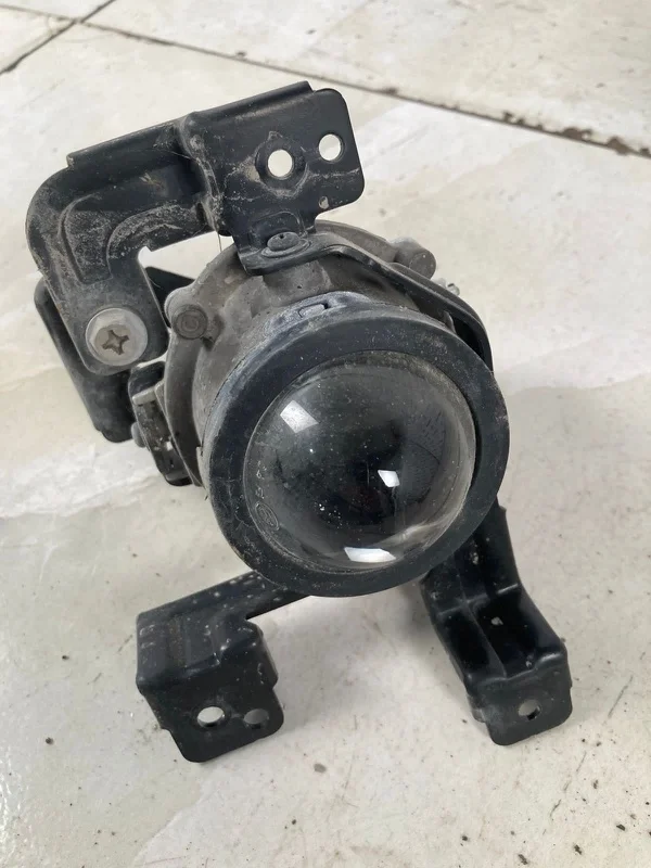 Фара противотуманная Kia Rio 4 2018 92202H0000 FB, правая