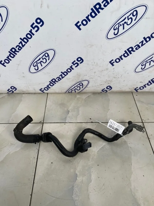 Патрубок системы охлаждения Volkswagen Touareg 2007 059121065 GP (7L7) 3.0 TDI (BKS)