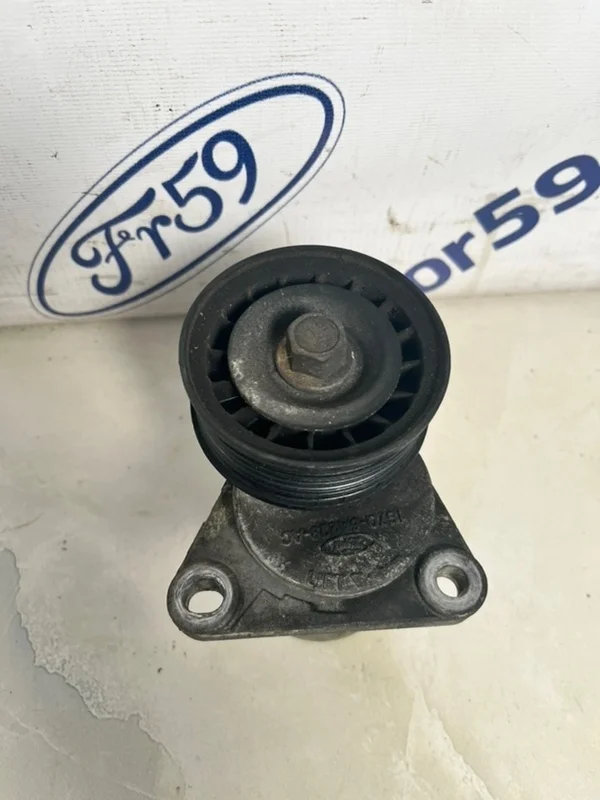 Ролик натяжной Ford Mondeo 3 2001 1371224 B4Y 1.8 (CHBA)