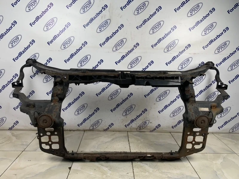 Панель передняя (телевизор) Hyundai Santa Fe 2007 641012B100 CM