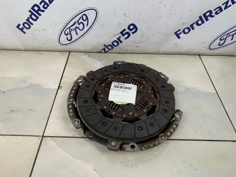 Сцепление (диск + корзина) Ford Focus 2 2009 1746881 CB4 1.6 (SHDA)