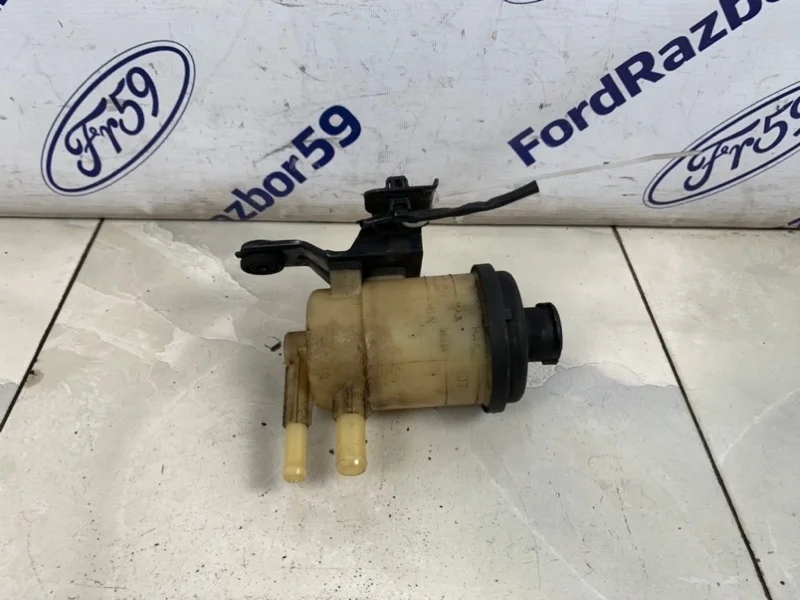 Бачок гидроусилителя Kia Sportage 2010 571502E000 JE