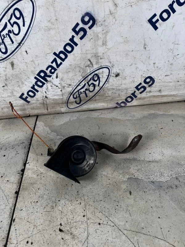 Сигнал звуковой Ford Fusion 2004 1369338 CBK