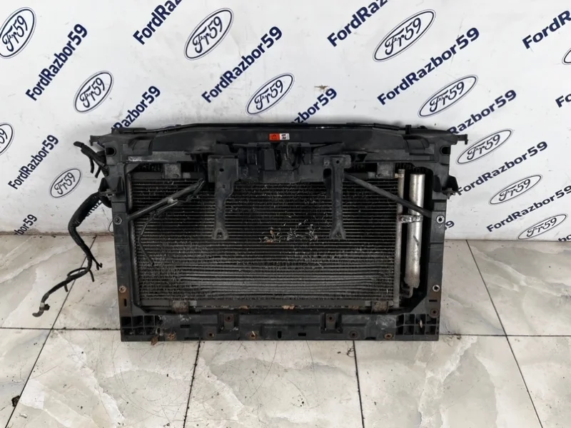 Панель передняя (телевизор) Mazda Mazda6 2008 GS1D53110A GH