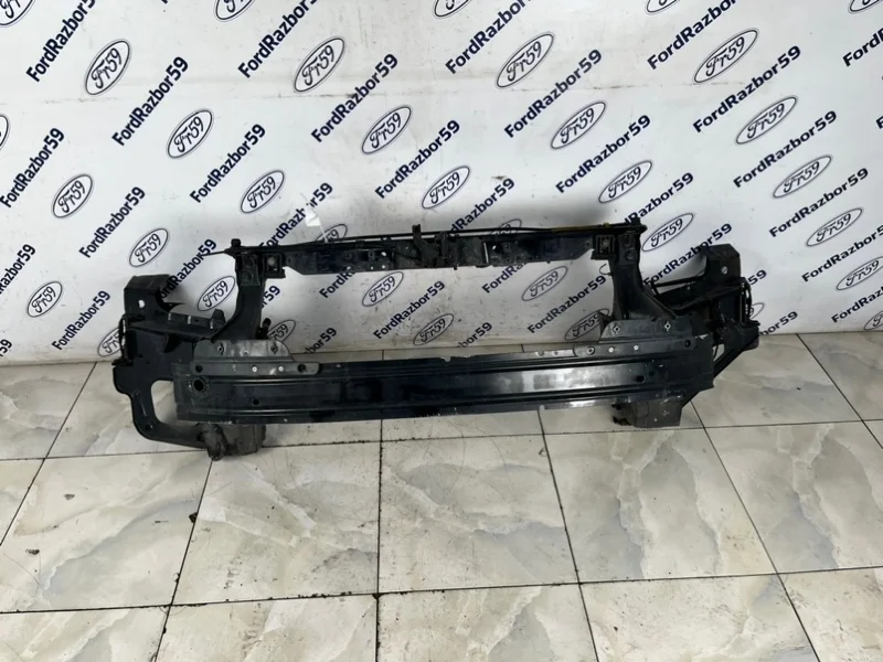 Панель передняя (телевизор) Opel Astra 2011 13259739 J