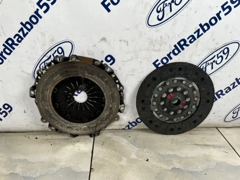 Сцепление (диск + корзина) Ford Focus 2 2008 1698073 CB4 2.0 (AODA)
