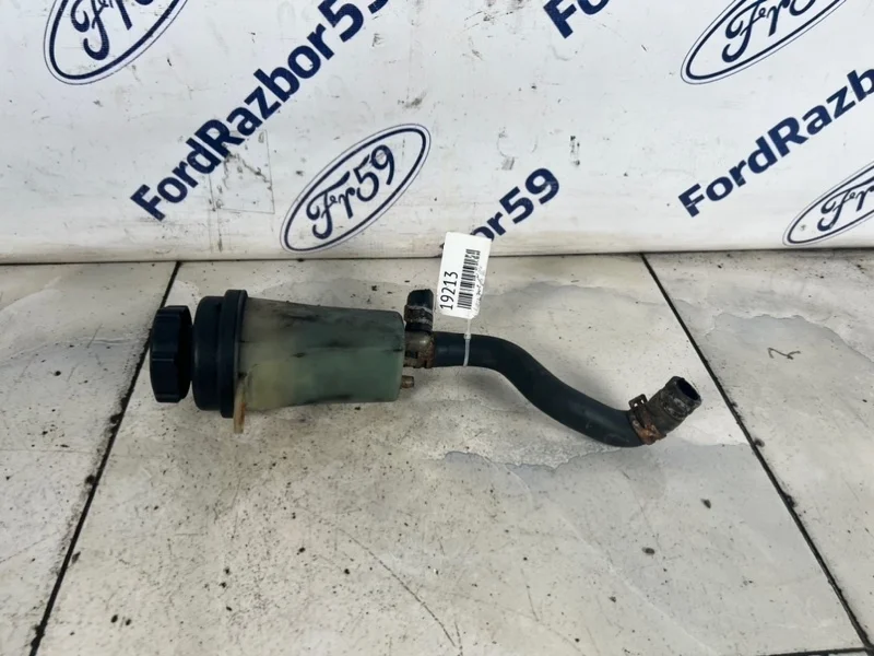 Бачок гидроусилителя Ford Focus 2 2008 1420238 CB4 1.6 (SHDA)