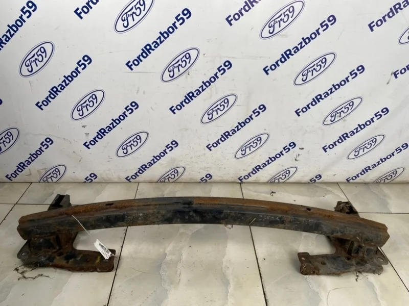 Усилитель бампера Kia Sportage 2010 865300Z000 JE, передний