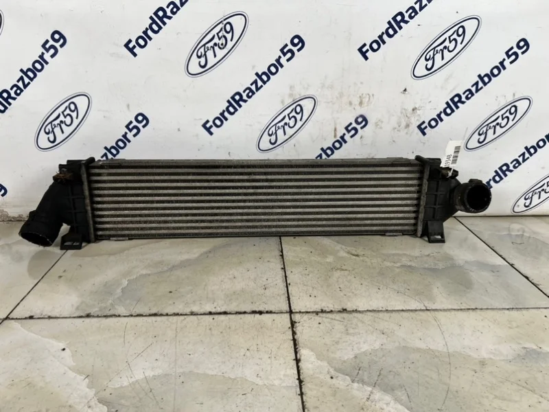 Интеркулер Ford Focus 2 2008 1673687 CB4
