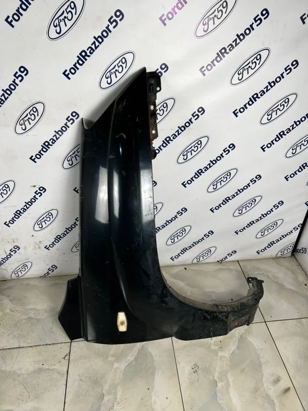 Крыло Kia Sportage 2010 663211F130 JE, переднее правое