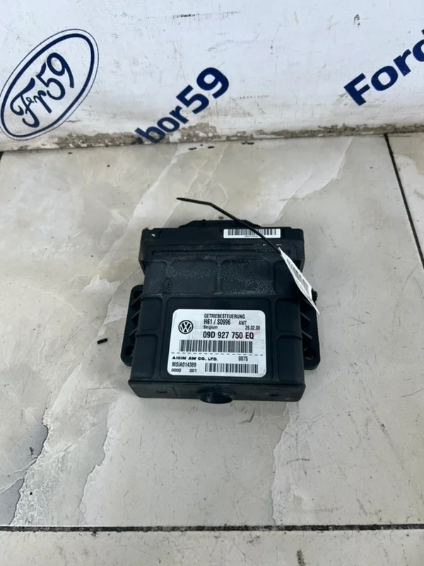 Блок управления АКПП Volkswagen Touareg 2007 09D927750EQ GP (7L7) 3.6 (BHK)