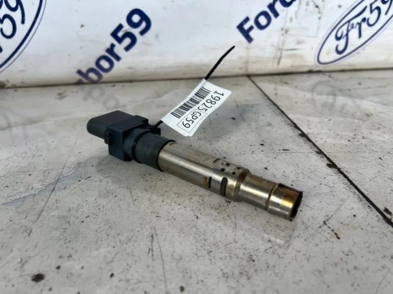 Катушка зажигания Volkswagen Touareg 2007 022905715 GP (7L7) 3.6 (BHK)