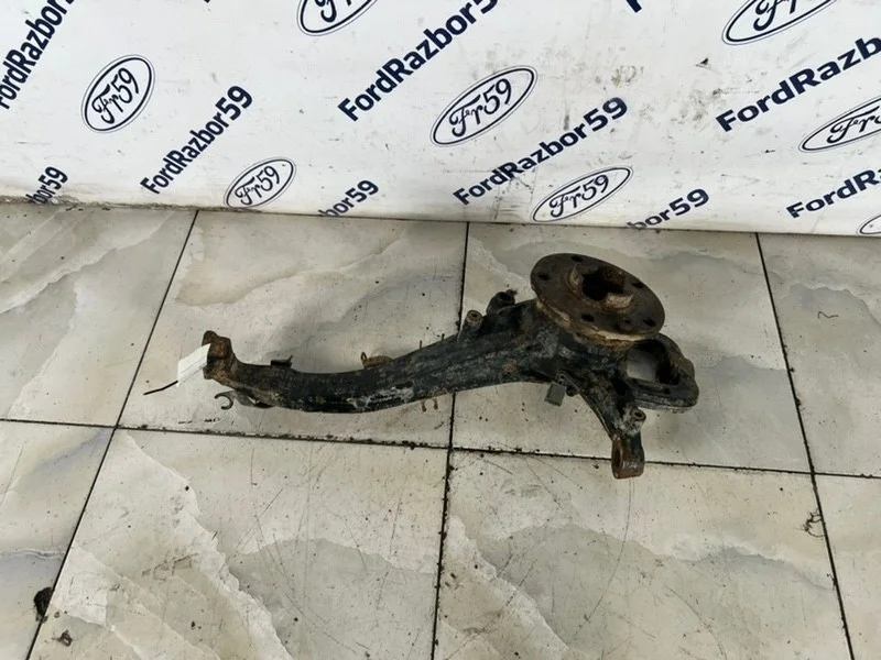 Кулак поворотный Volkswagen Touareg 2007 7L0407258A GP (7L7) 3.6 (BHK), передний правый