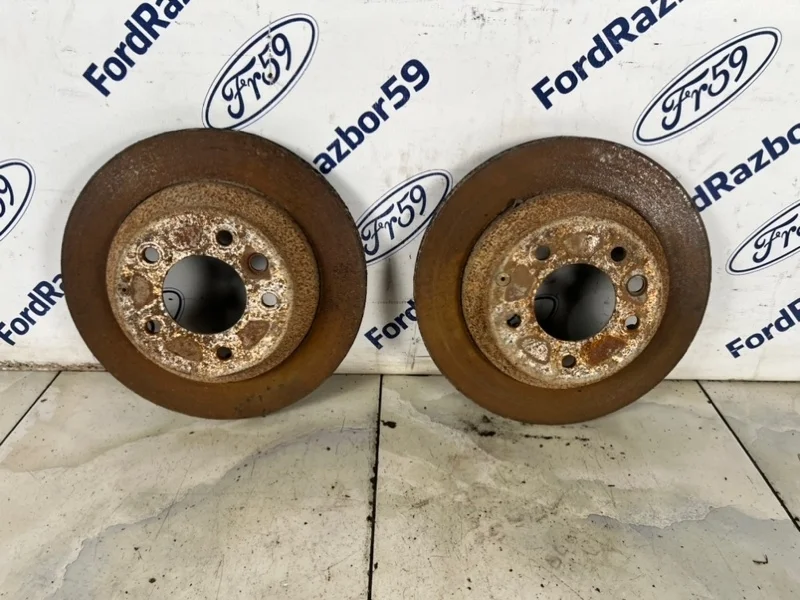 Тормозные диски Volkswagen Touareg 2007 7L8615601C GP (7L7) 3.6 (BHK), заднее