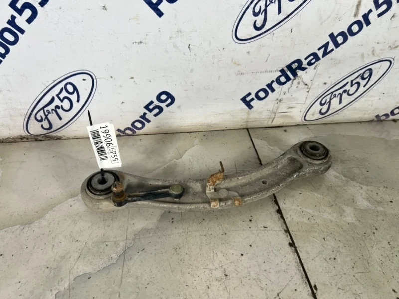 Рычаг подвески Volkswagen Touareg 2007 7L0505323A GP (7L7) 3.6 (BHK), задний