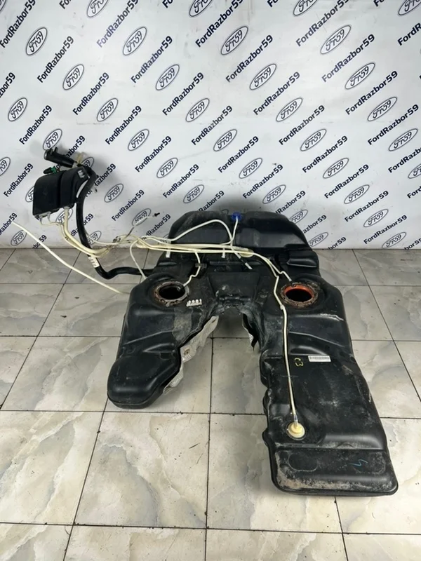 Бензобак Volkswagen Touareg 2007 7L0201075AS GP (7L7) 3.6 (BHK)