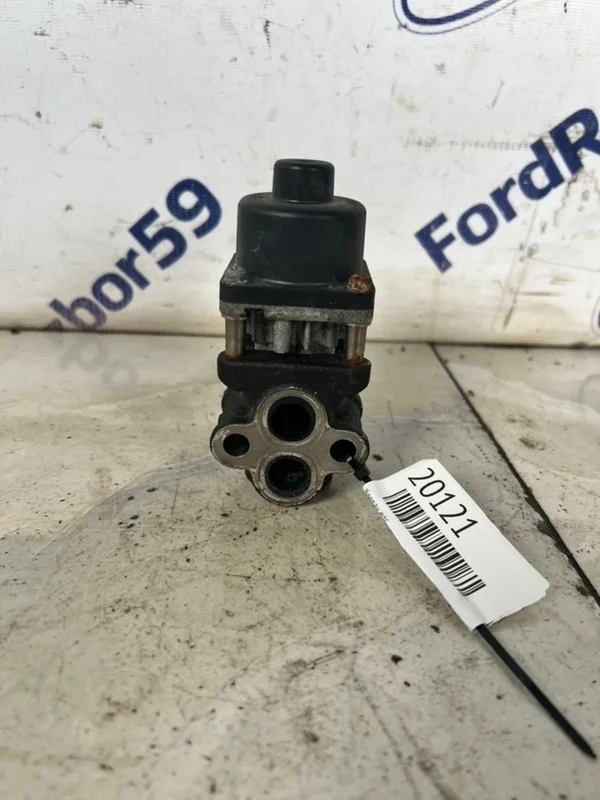 Клапан EGR Mitsubishi Outlander 2005 MR578913 CU5W 2.4 (4G69)