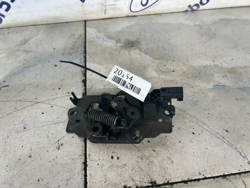 Замок капота Ford Focus 3 2013 5236243 CB8