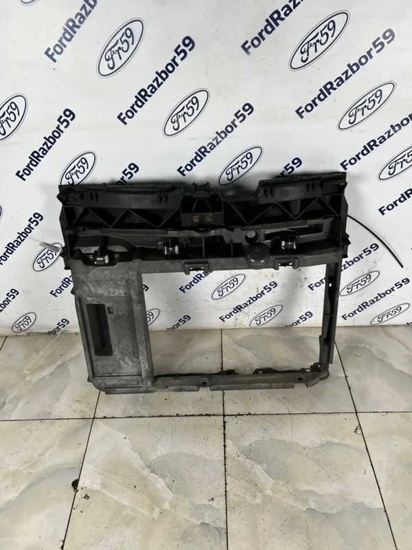 Панель передняя (телевизор) Citroen C3 Picasso 2009 7104LA SH