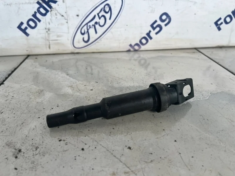 Катушка зажигания Peugeot 207 2009 597064 WC 1.6 (EP6)