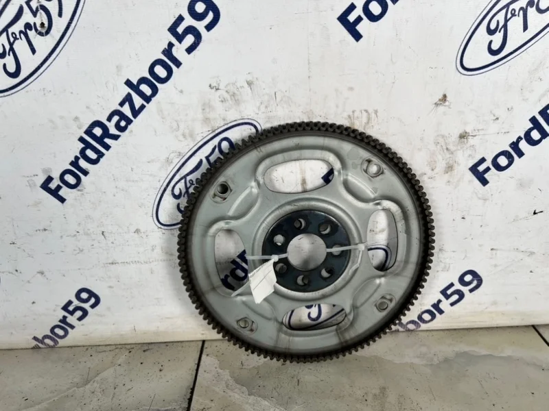 Маховик Mitsubishi Outlander 2007 2701A015 CW5W 2.4 (4B12)