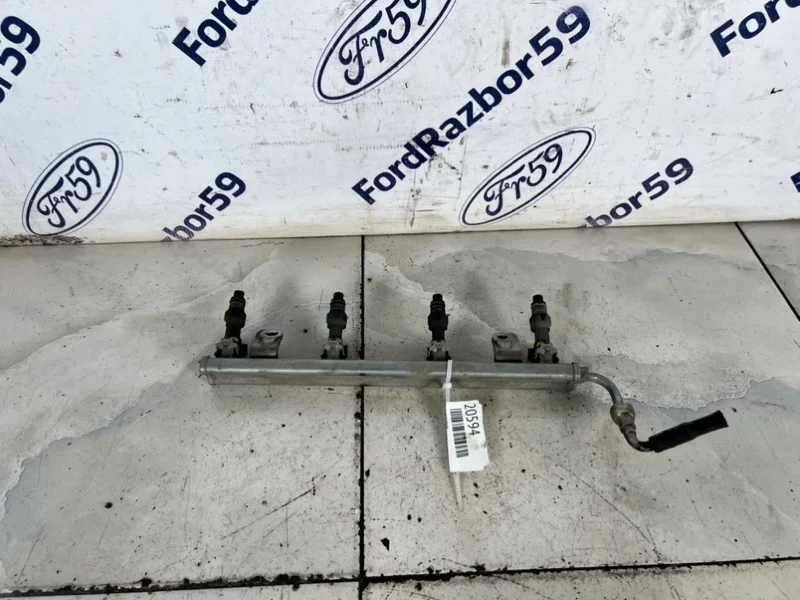 Рампа топливная Nissan X-Trail 2009 17520EE30B T31 2.0 (MR20DE)