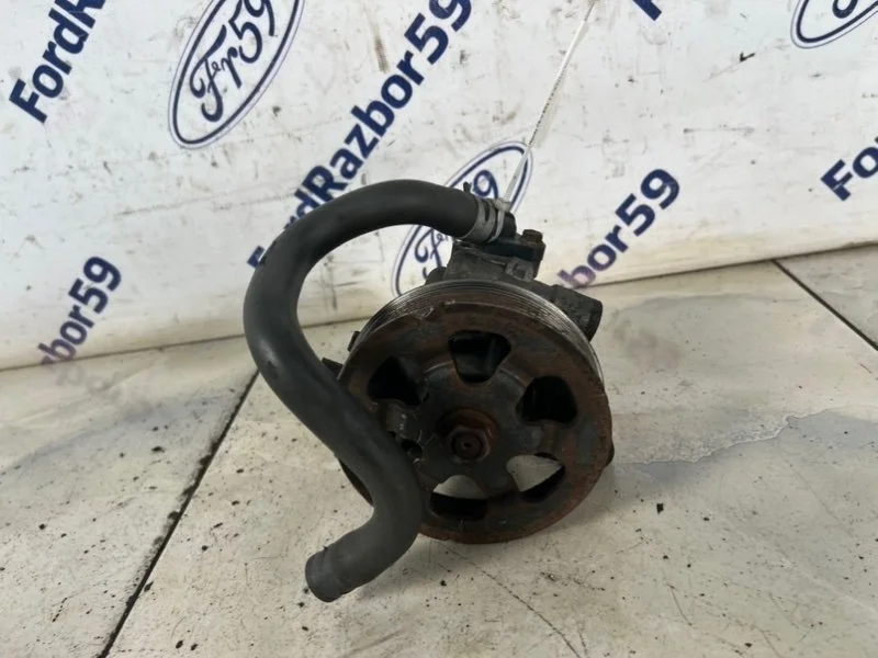 Насос ГУР Honda Cr-V 2005 56110PNBA04 RD7 2.4 (K24A1)