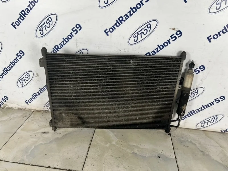 Радиатор кондиционера Nissan X-Trail 2007 92100JG000 T31 2.0 (M9R)