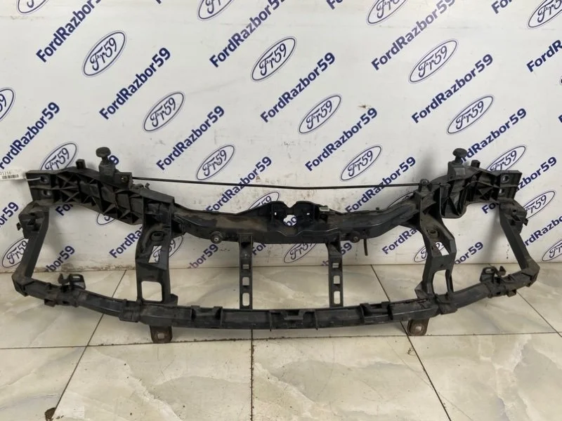 Панель передняя (телевизор) Ford Kuga 2010 1671607 CBV 2.0 (TXDA)