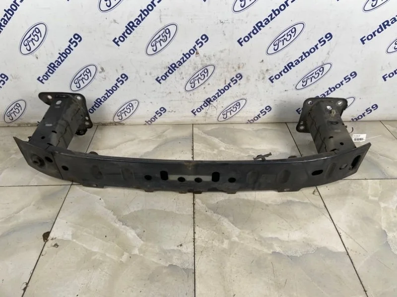 Усилитель бампера Ford Kuga 2010 1540638 CBV 2.0 (TXDA), передний