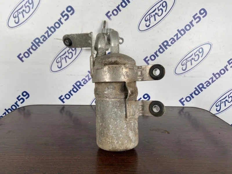 Бачок осушителя кондиционера Ford Kuga 2010 1512673 CBV 2.0 (TXDA)