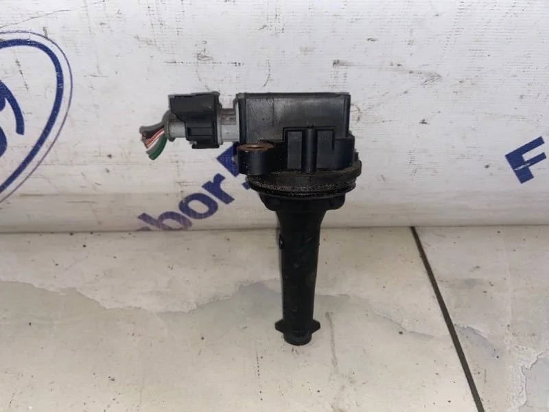 Катушка зажигания Ford Focus ST 2006 1371601 CB4 2.5 (HYDA)