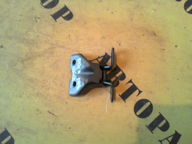 Петля двери передней правой нижняя KIA RIO 3 2011-2017 793200X000