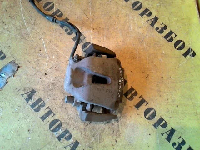 Суппорт передний правый BMW X5 E70 2007-2013 34116776784