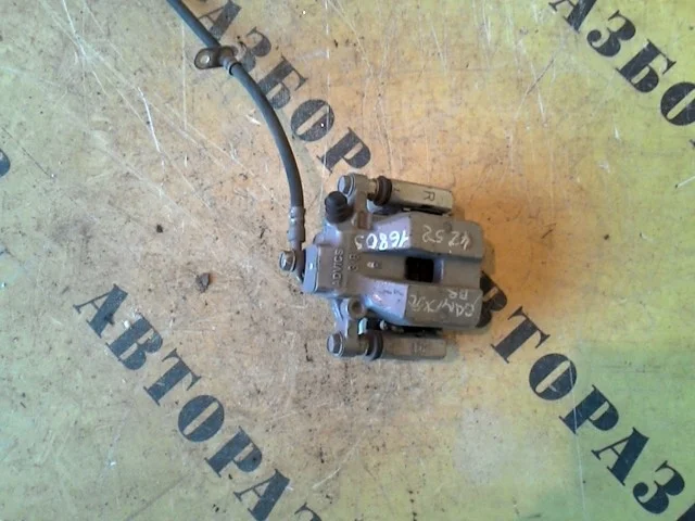 Суппорт задний правый TOYOTA CAMRY 50 2011-2017 4783033240