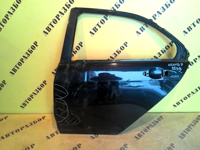 Дверь задняя левая Honda Accord 7 2003-2007 67550SEA900ZZ