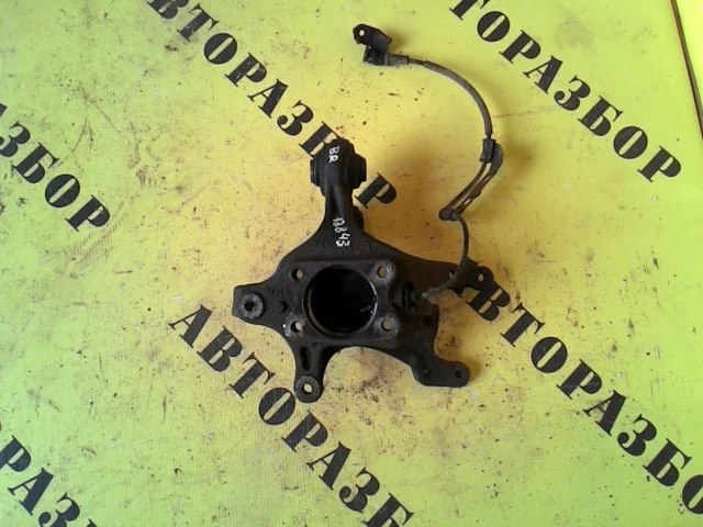 Кулак поворотный задний левый KIA CEED 2007-2012 527101H000