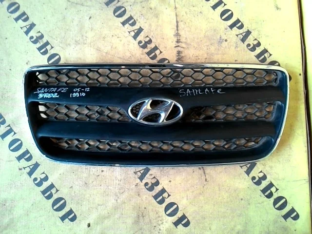 Решетка радиатора HYUNDAI SANTA FE 2006-2012 865612B010