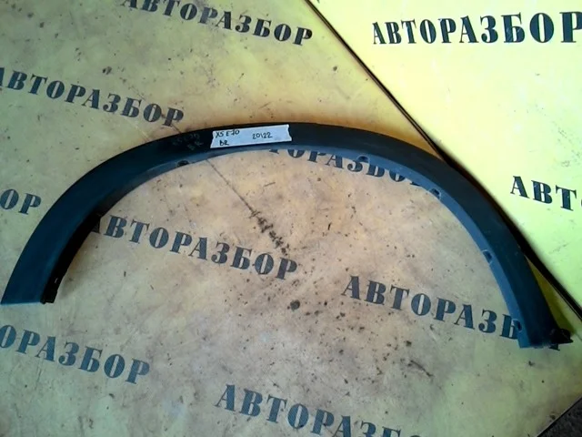 Накладка крыла заднего правого BMW X5 E70 2007-2013 51777158426