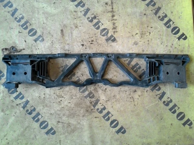 Кронштейн решетки радиатора MERCEDES-BENZ E-Class W212 2009-2016 A2128852765