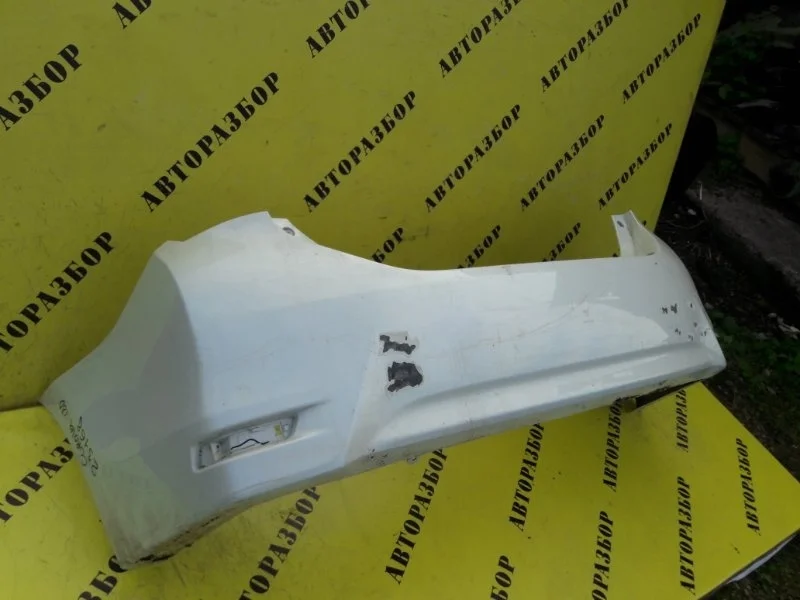 Бампер задний Toyota Corolla 180 2013-2018 5215902999