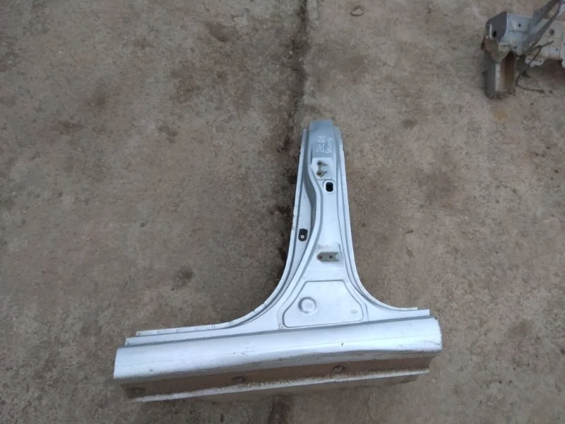 Порог со стойкой левый HYUNDAI SOLARIS 2010-2017 713124LD00