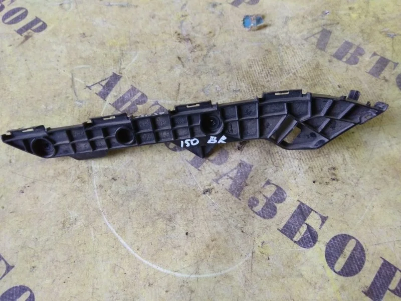 Кронштейн заднего бампера правый Toyota Corolla 150 2006-2013 5215512320