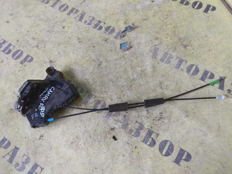 Замок двери передней правой TOYOTA CAMRY 50 2011-2017 6903042221