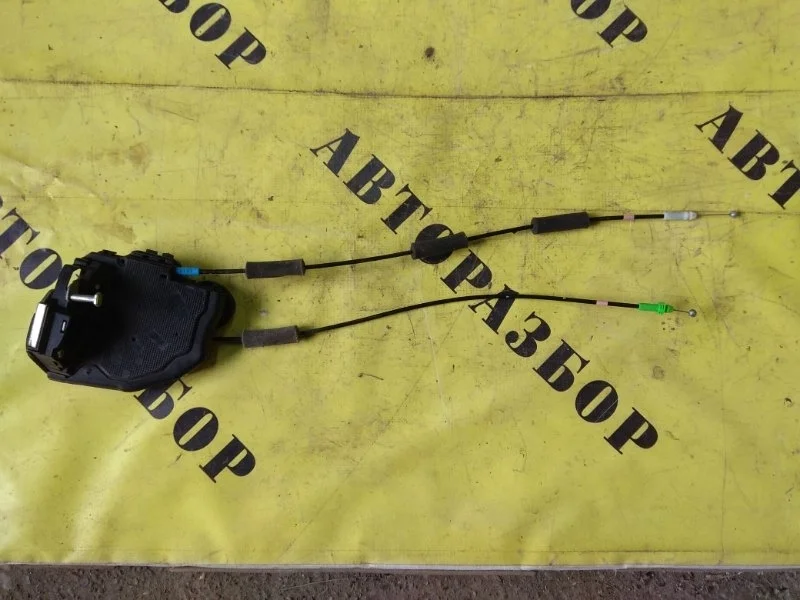 Замок двери задней левой LEXUS GX460 2009-2023 6906033120