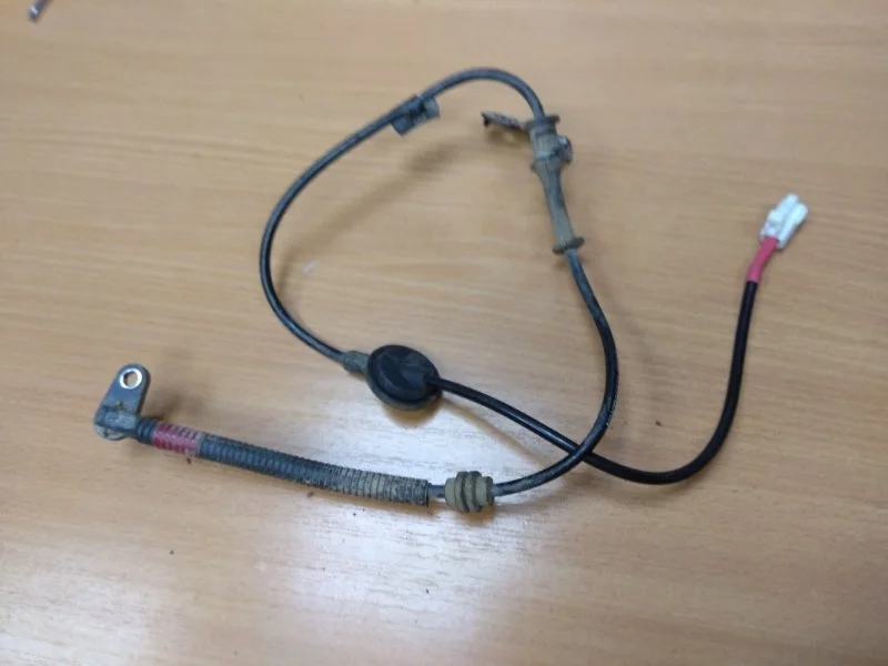 Датчик ABS Kia Rio 3 2011-2017 956811R000