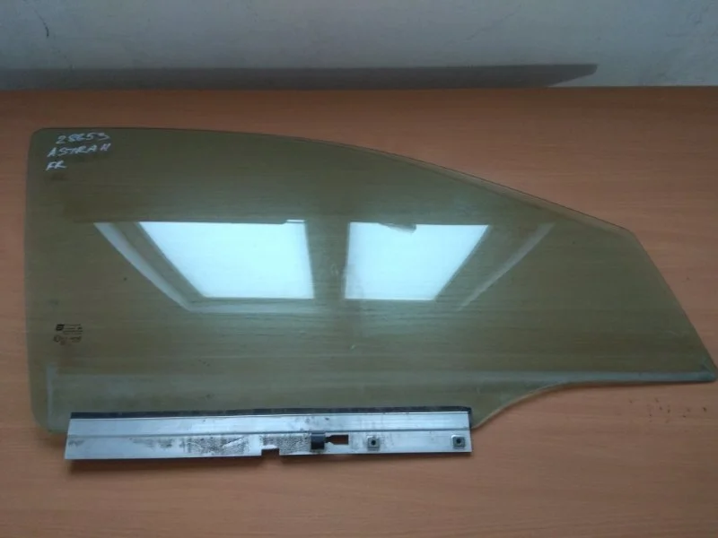 Стекло двери передней правой OPEL ASTRA H 2004-2015 2013 93183267 СЕДАН Z16XER 1