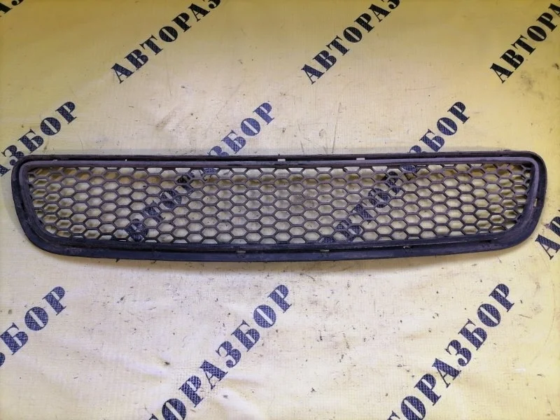 Решетка в бампер FIAT ALBEA 2002-2012 2009 51703148 1.4 78 Л/С 350A1000